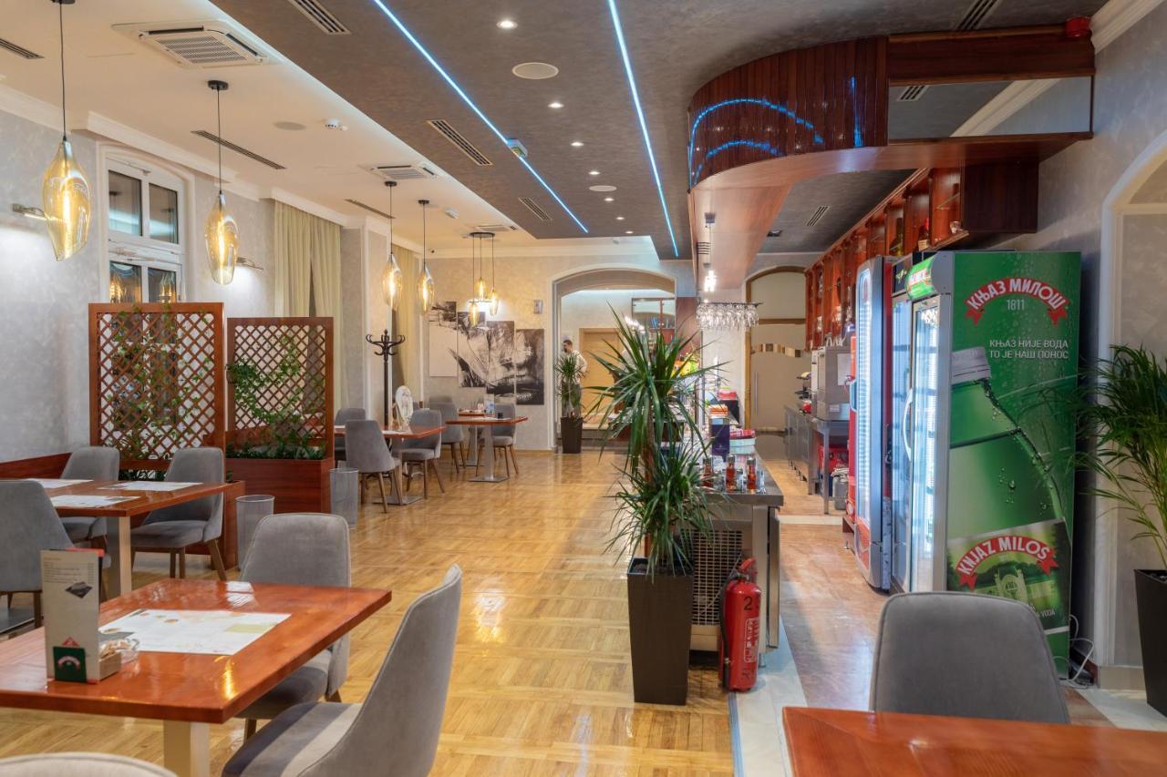 Hotel Kutko ปานเชโว ภายนอก รูปภาพ